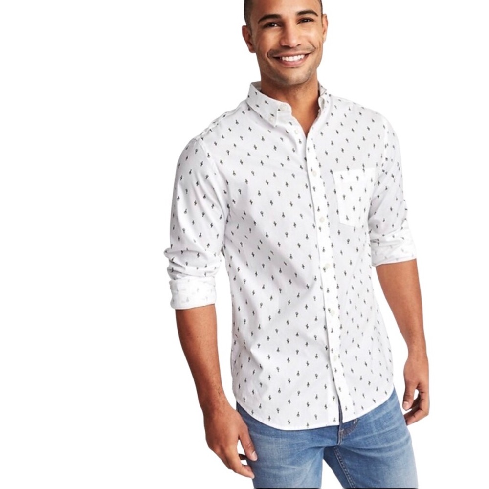 GAP “Untucked Fit Stretch” Long Sleeve Button Down in White/Blue Size XL